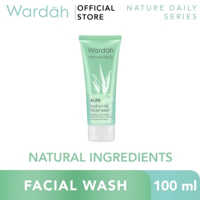 wardah-nature-hydramil-aloe-facial-gel-5_716649887
